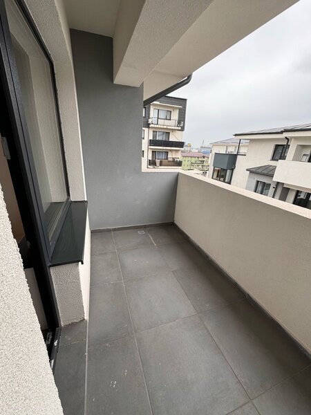 Garsoniera prima mutare! 9 Km/ 20 de min de Piata Unirii statia STB in fata