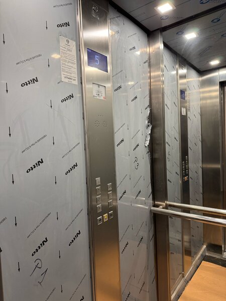 Garsoniera prima mutare! 9 Km/ 20 de min de Piata Unirii statia STB in fata